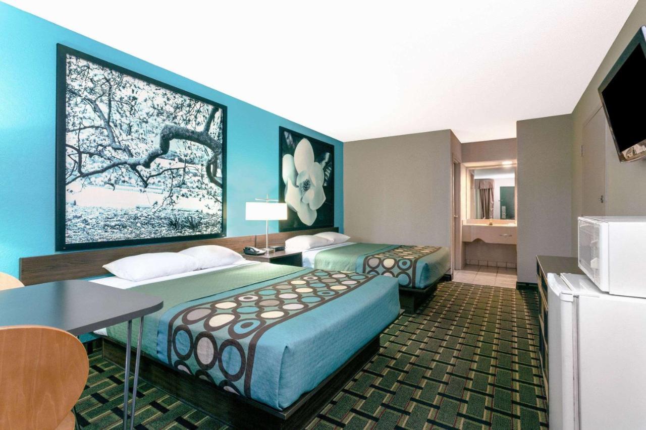 Super 8 By Wyndham Brunswick South I-95 Motel Luaran gambar