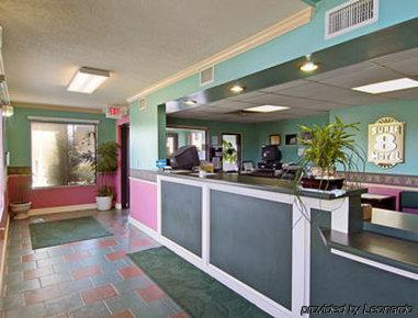 Super 8 By Wyndham Brunswick South I-95 Motel Dalaman gambar
